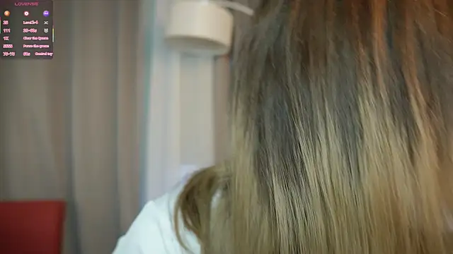 Lina Glow online show from 22, 11, 2025