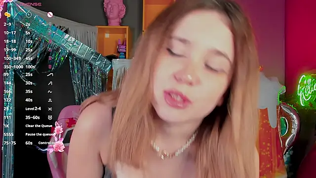 Lina Glow online show from 17, 9, 2025