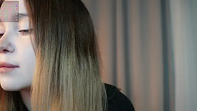 Lina Glow online show from 25, 11, 2025