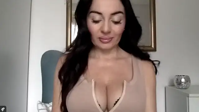 StellaSensual online show from 17, 10, 2025