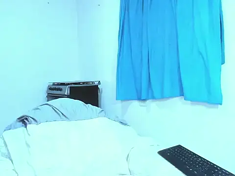 andylemonda1 online show from 6, 11, 2025