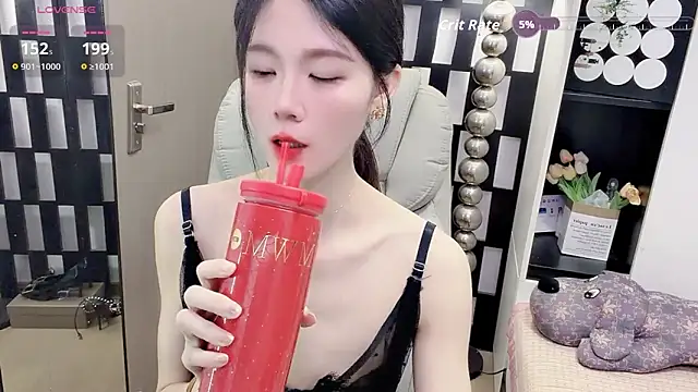 Yueyue-MM online show from 4, 5, 2026
