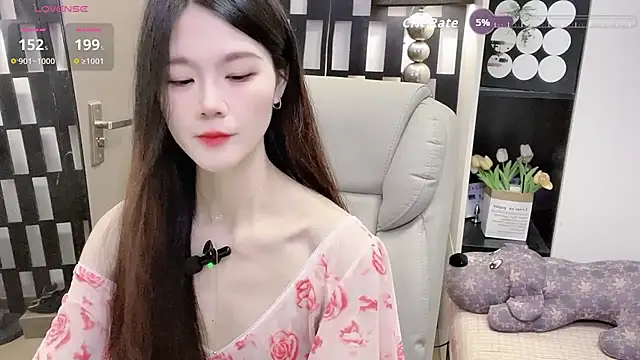 Yueyue-MM online show from 6, 3, 2026