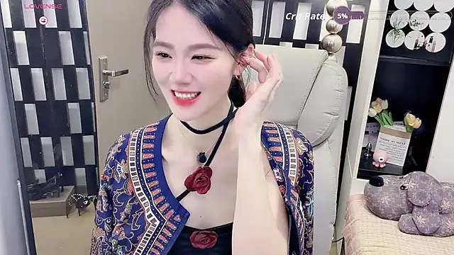 Snapshot of Yueyue-MM chatting on 7, 6, 2026 Yueyue-MM online show from 7, 6, 2026