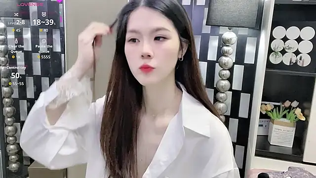 Yueyue-MM online show from 23, 10, 2025