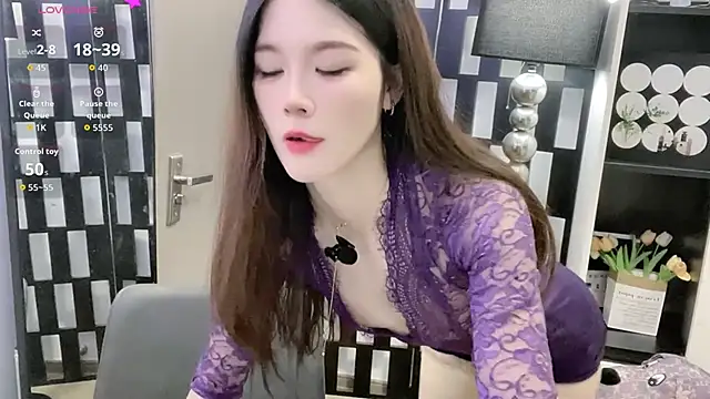 Yueyue-MM online show from 6, 10, 2025