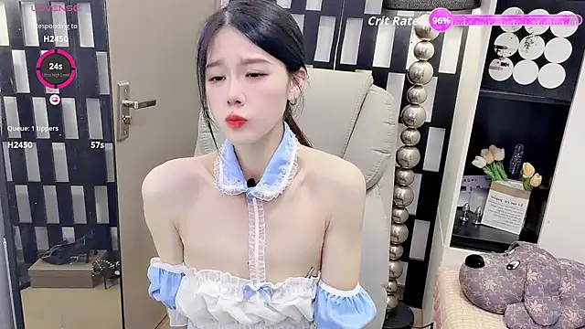 Yueyue-MM online show from 19, 5, 2026
