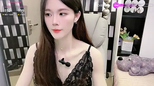 Yueyue-MM online show from 12, 4, 2026