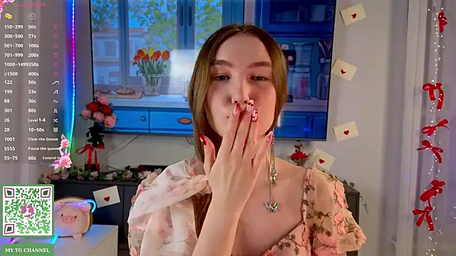 Snapshot of ElfredaTupy chatting on 21, 2, 2026 ElfredaTupy online show from 21, 2, 2026