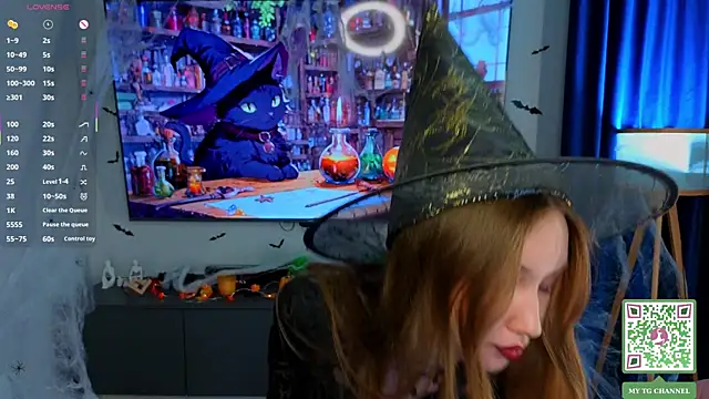 ElfredaTupy online show from 10, 11, 2025