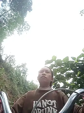 simi-lucy online show from 17, 12, 2025