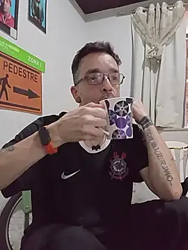 dinho carioca online show from 18, 11, 2025