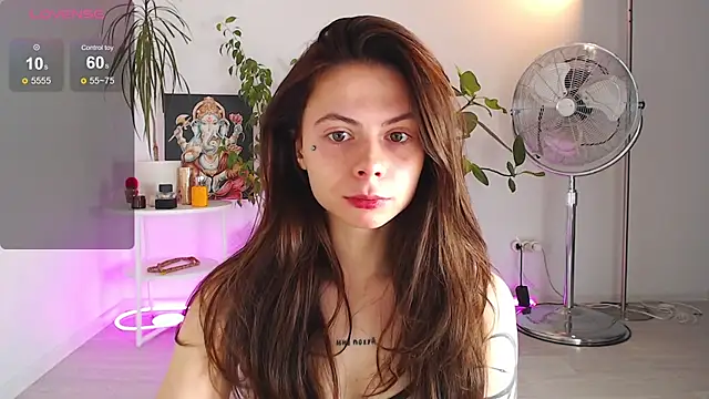 ChloeSummers online show from 5, 10, 2025