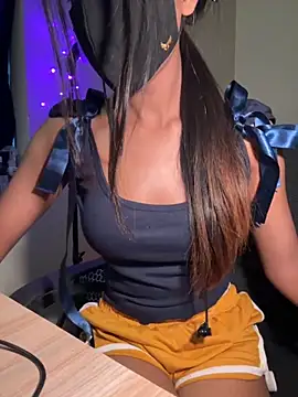 Hoty-Poonam online show from 12, 11, 2025