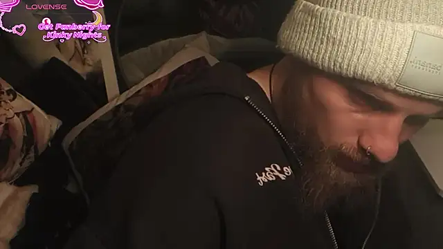 JuliCarl online show from 11, 2, 2026