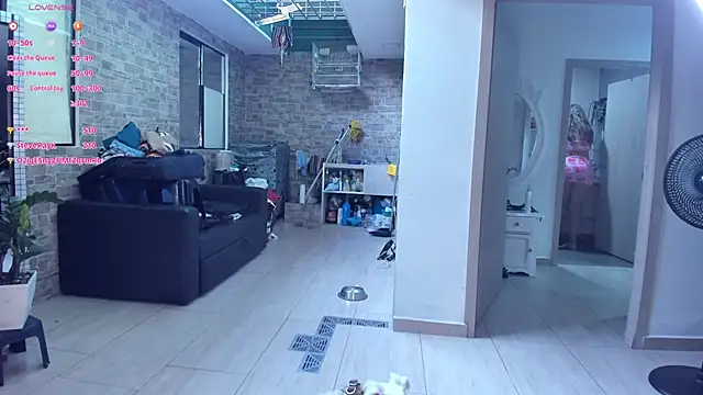  SARAI DUPONT online show from 26, 9, 2025