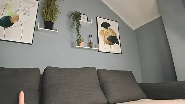 Zeyn Edwards online show from 16, 10, 2025