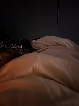 Snapshot of Normalludo0202 chatting on 3, 12, 2025 Normalludo0202 online show from 3, 12, 2025