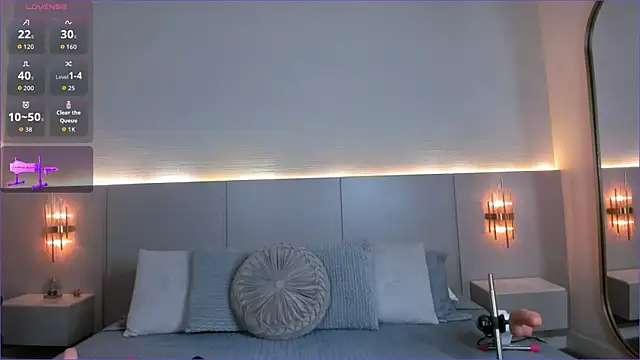 Danna 222 online show from 4, 12, 2025