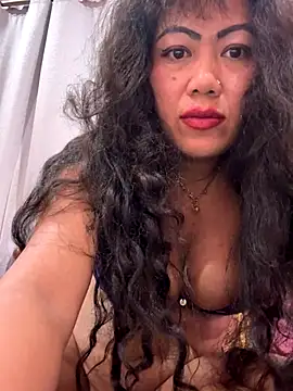 Lindarossyta online show from 1, 11, 2025