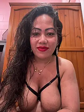 Lindarossyta online show from 21, 7, 2026