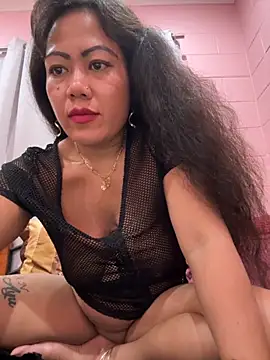 Lindarossyta online show from 2, 11, 2025