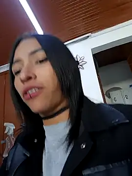 Aliciacute   online show from 17, 11, 2025