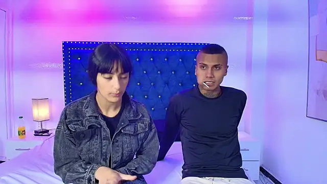 Damian and roxanne online show from 24, 3, 2026