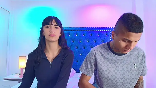 Snapshot of Damian_and_roxanne chatting on 19, 11, 2025 Damian and roxanne online show from 19, 11, 2025