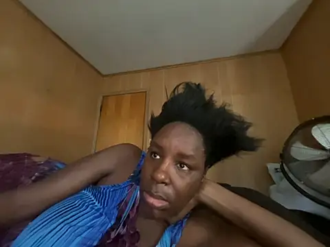 saltlightEmber online show from 3, 11, 2025