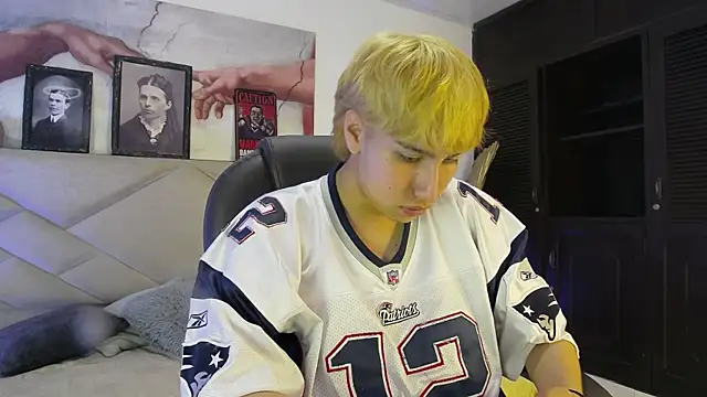 AngelFlexxx online show from 8, 10, 2025