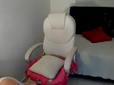 Zulema R1 online show from 29, 11, 2025