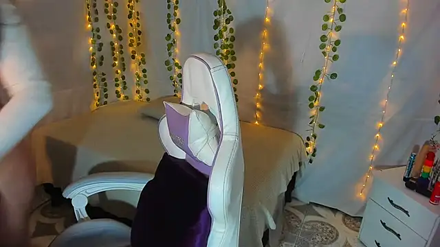 Zulema R1 online show from 7, 11, 2025