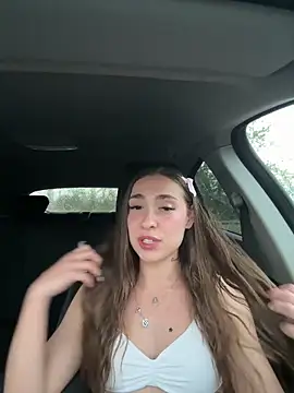 alicewonder 8 online show from 12, 4, 2026