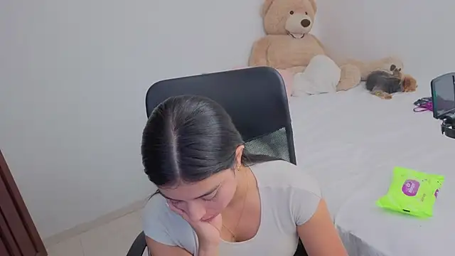 valerihouse online show from 12, 3, 2026