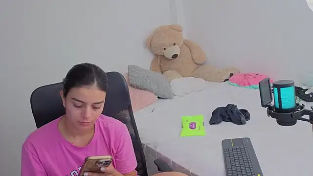 valerihouse online show from 21, 3, 2026