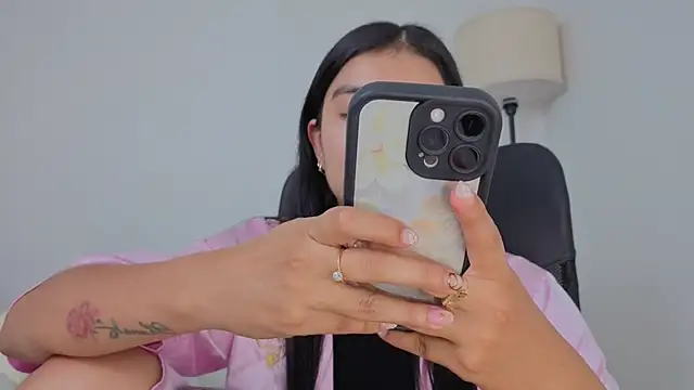 valerihouse online show from 8, 10, 2025