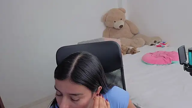 valerihouse online show from 5, 4, 2026