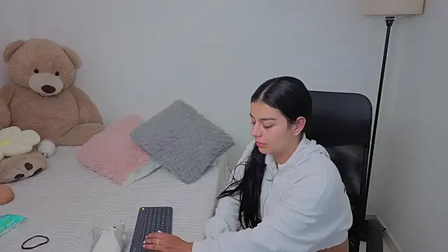 valerihouse online show from 21, 11, 2025