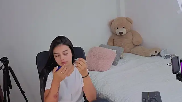 valerihouse online show from 17, 1, 2026