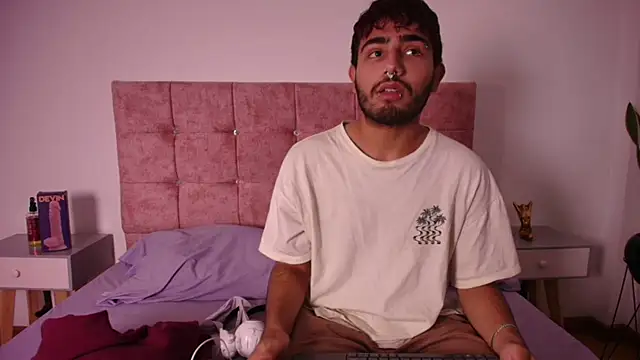 Ares Alpha online show from 8, 11, 2025