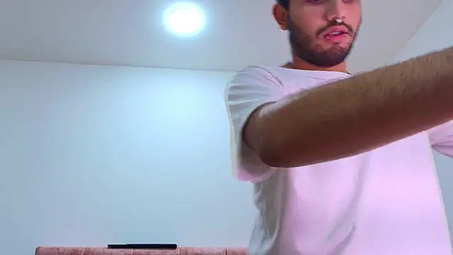 Ares Alpha online show from 5, 11, 2025