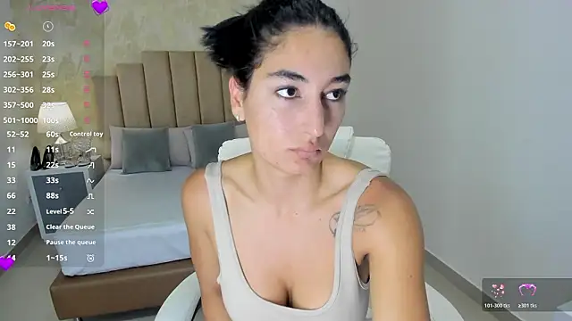 Scarlett 12 online show from 12, 3, 2026