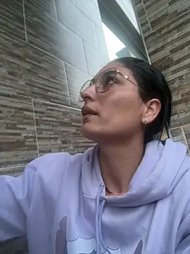 Scarlett 12 online show from 25, 2, 2026