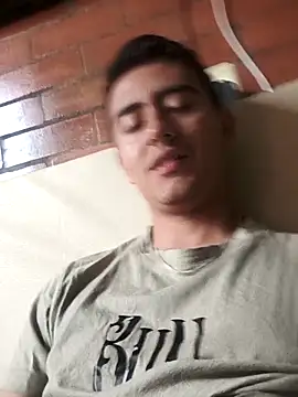 Snapshot of -mrpaul chatting on 22, 9, 2025 -mrpaul online show from 22, 9, 2025