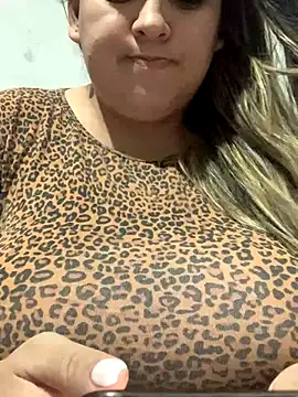 bruna438 online show from 17, 11, 2025