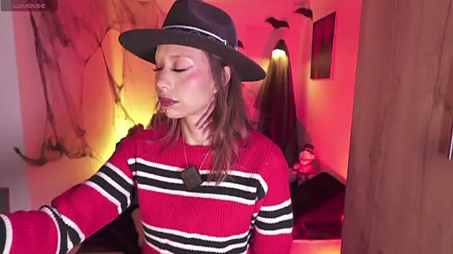 AnnaKimm online show from 31, 10, 2025