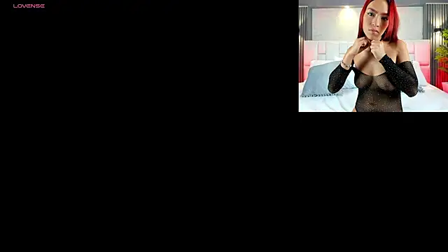 LunnaBlake online show from 3, 3, 2026