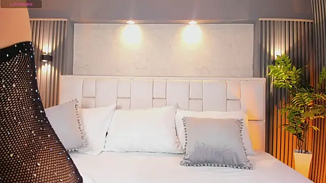 LunnaBlake online show from 15, 3, 2026