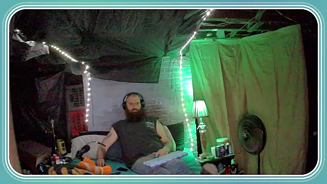 Cowboy815 online show from 18, 11, 2025